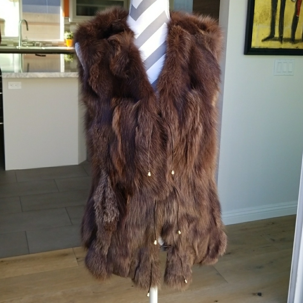 Fur west